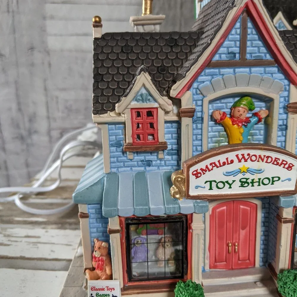 Lemax small wonders toy shop village building‎ hous